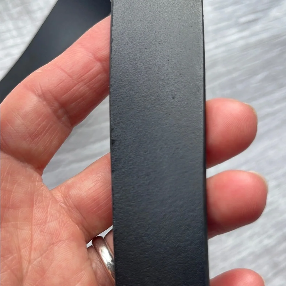 J. Crew Factory Kids Leather Black Belt, size XL.